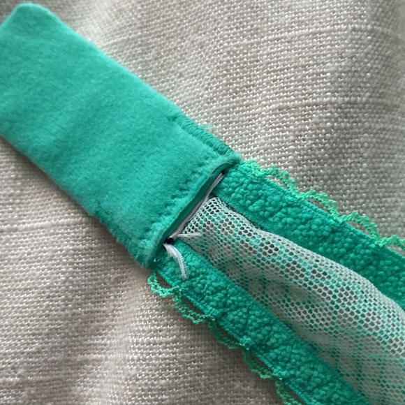 VS balconette bra - Picture 3 of 4